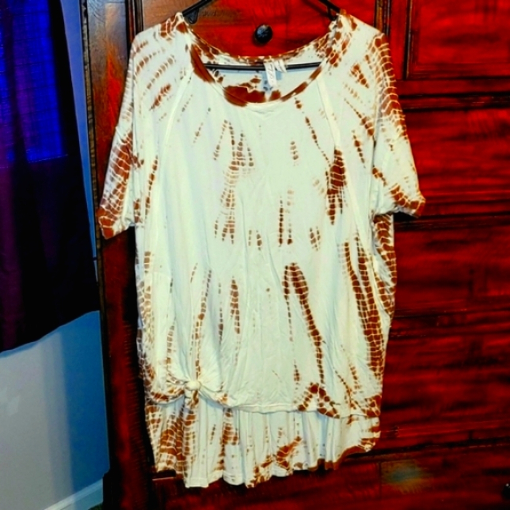 Women's L Love tie dye Boho top. Brown and white loose fitting . Large